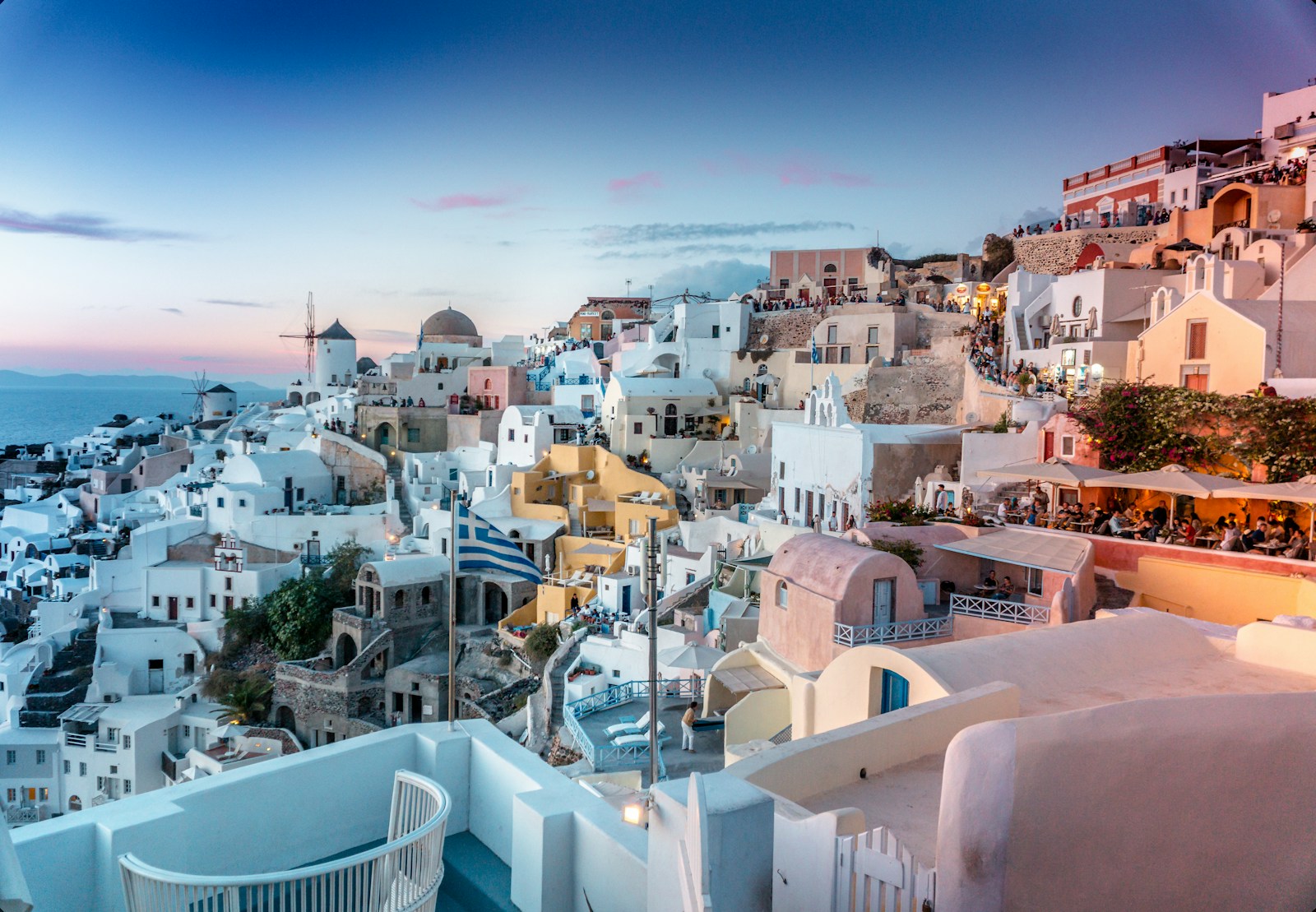 Les Cyclades : voyage authentique à Mykonos et Santorin, entre mer bleue et maisons blanches